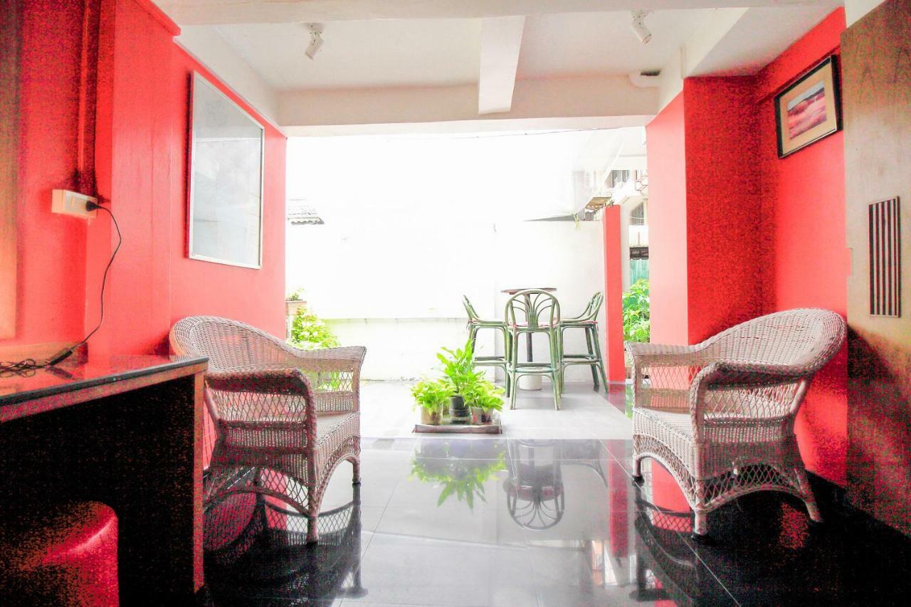 Oyo 335 Top Khaosan 2*